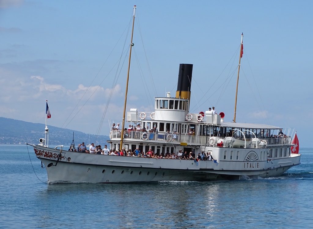 Mo016.jpg