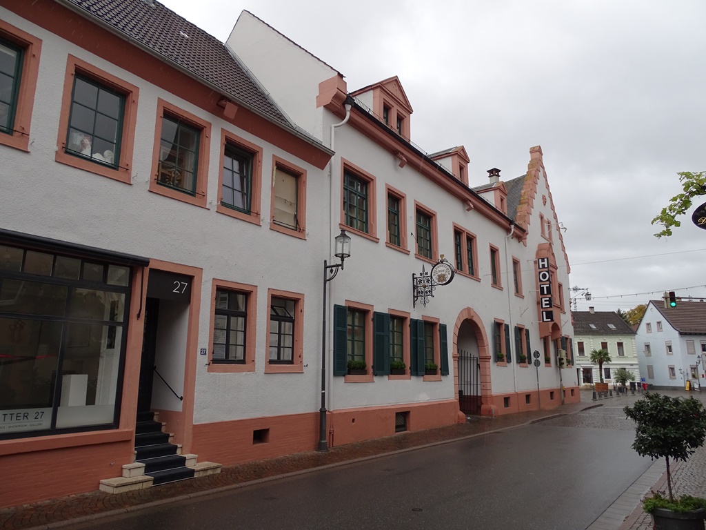 Fr060.jpg